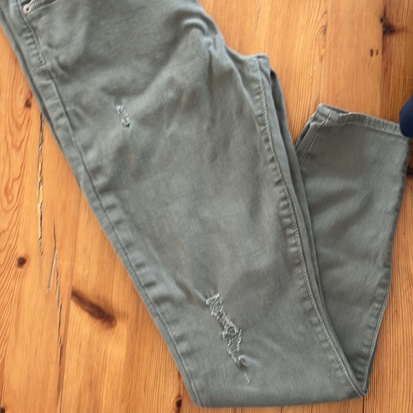 Gap Legging Skimmer Jeans, Sz 8/29R, Light Olive color - Picture 3 of 4